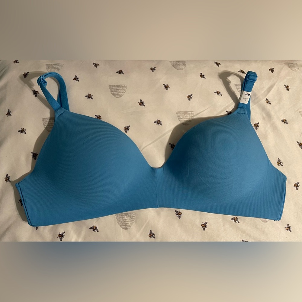 Brand New Pink Victorias Secret Bra